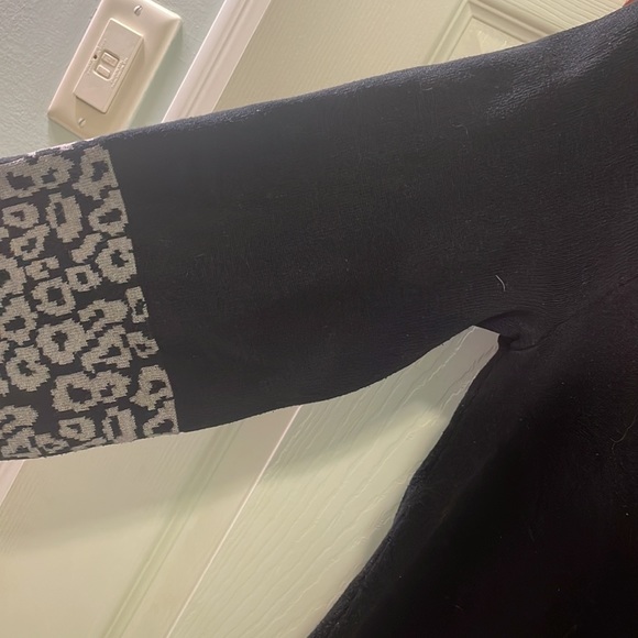 Style & company size small, longer medium weight ,black, white, leopard sweater - Picture 4 of 8
